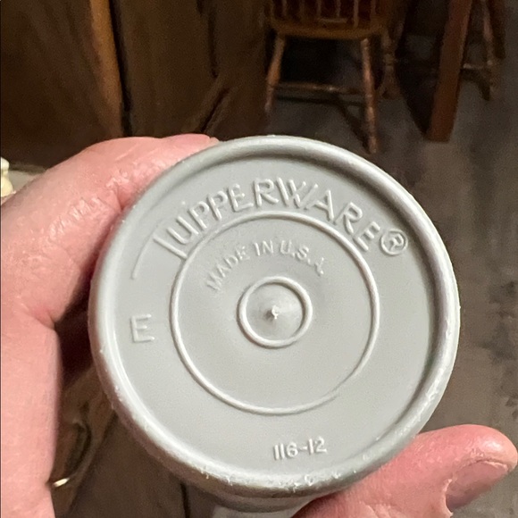 Tupperware Pink and Blue Tumblers Set - Picture 6 of 9